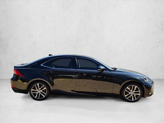Used 2020 Lexus IS 300 image 4