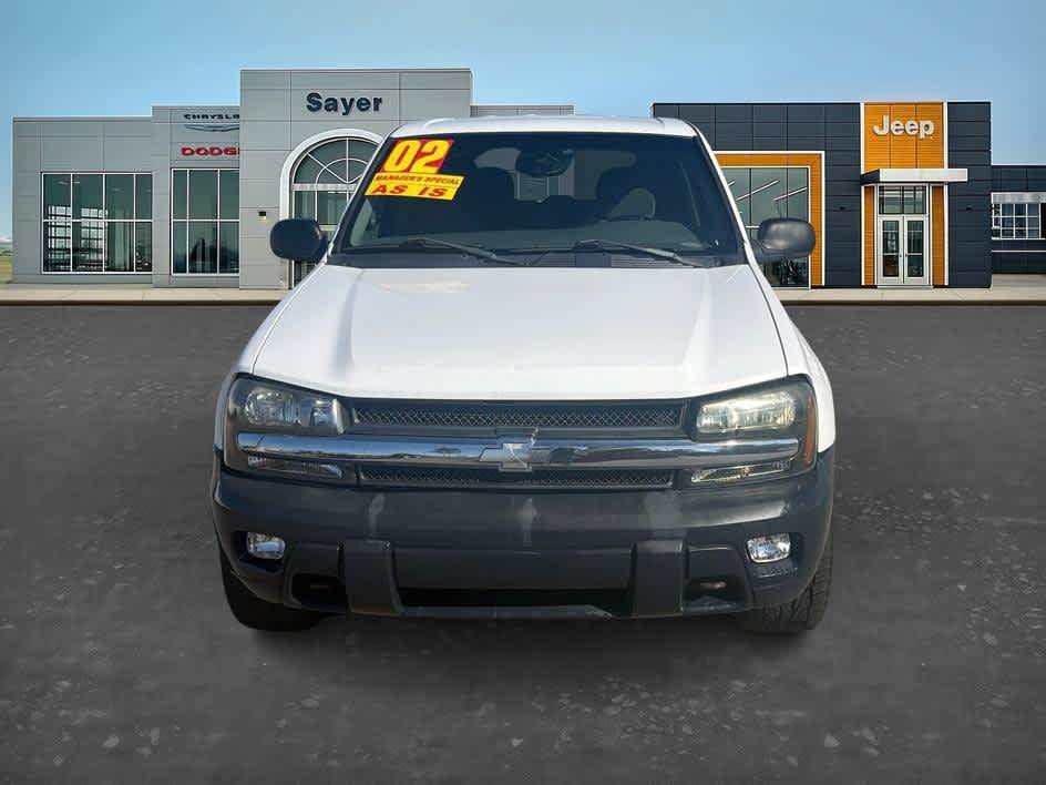 Used 2002 Chevrolet TrailBlazer LT AWD/4WD image 2