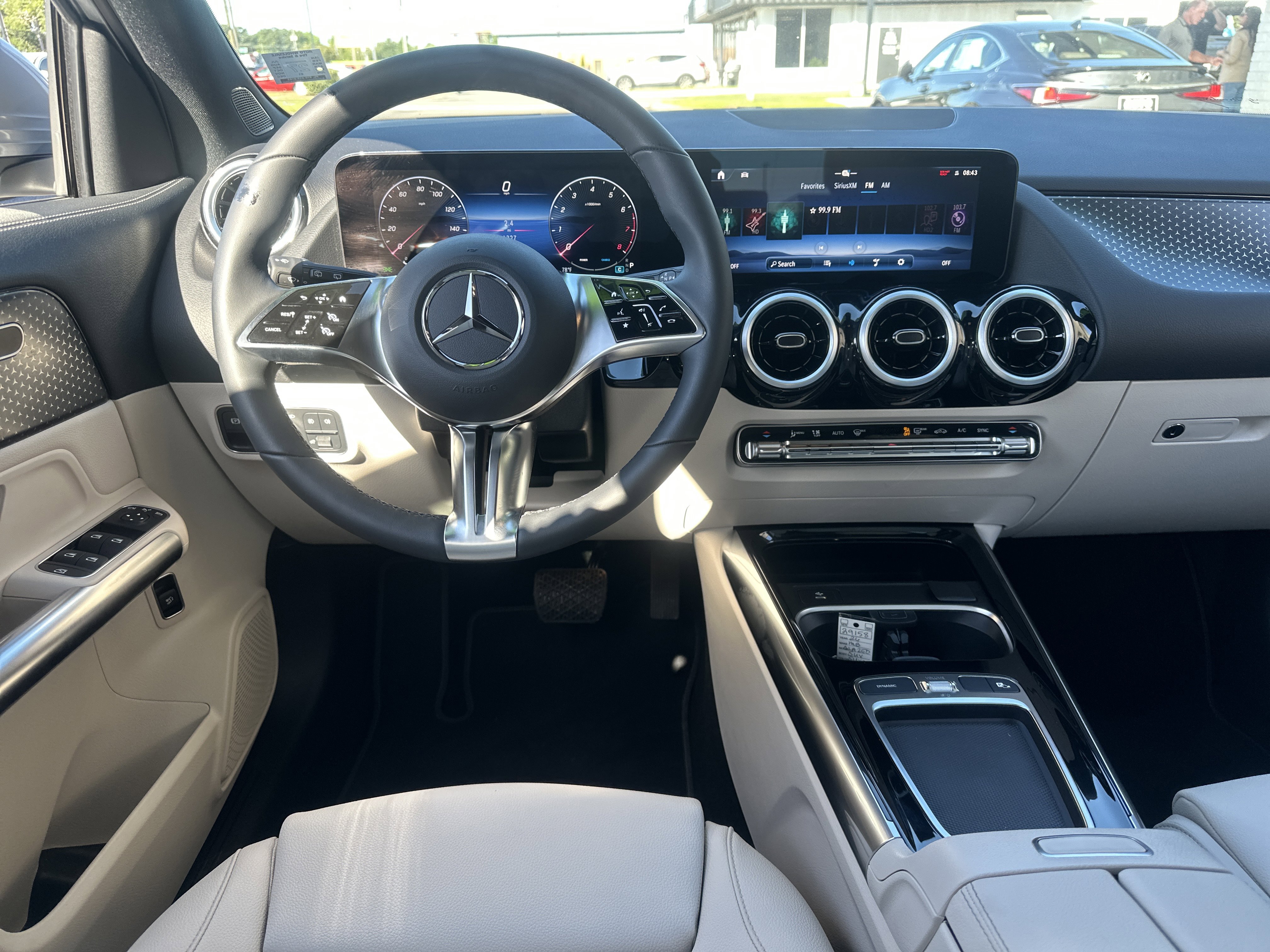 Used 2026 Mercedes-Benz GLA 250 4MATIC image 16