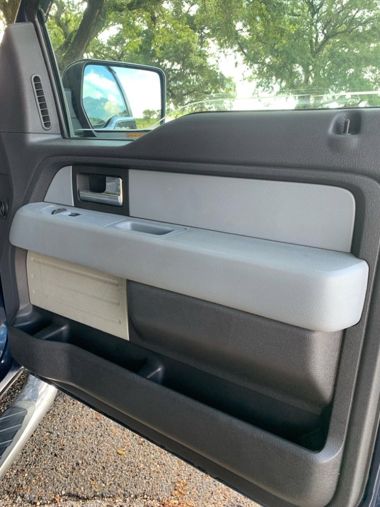 Used 2013 Ford F150 XLT w/ XLT Chrome Pkg image 12