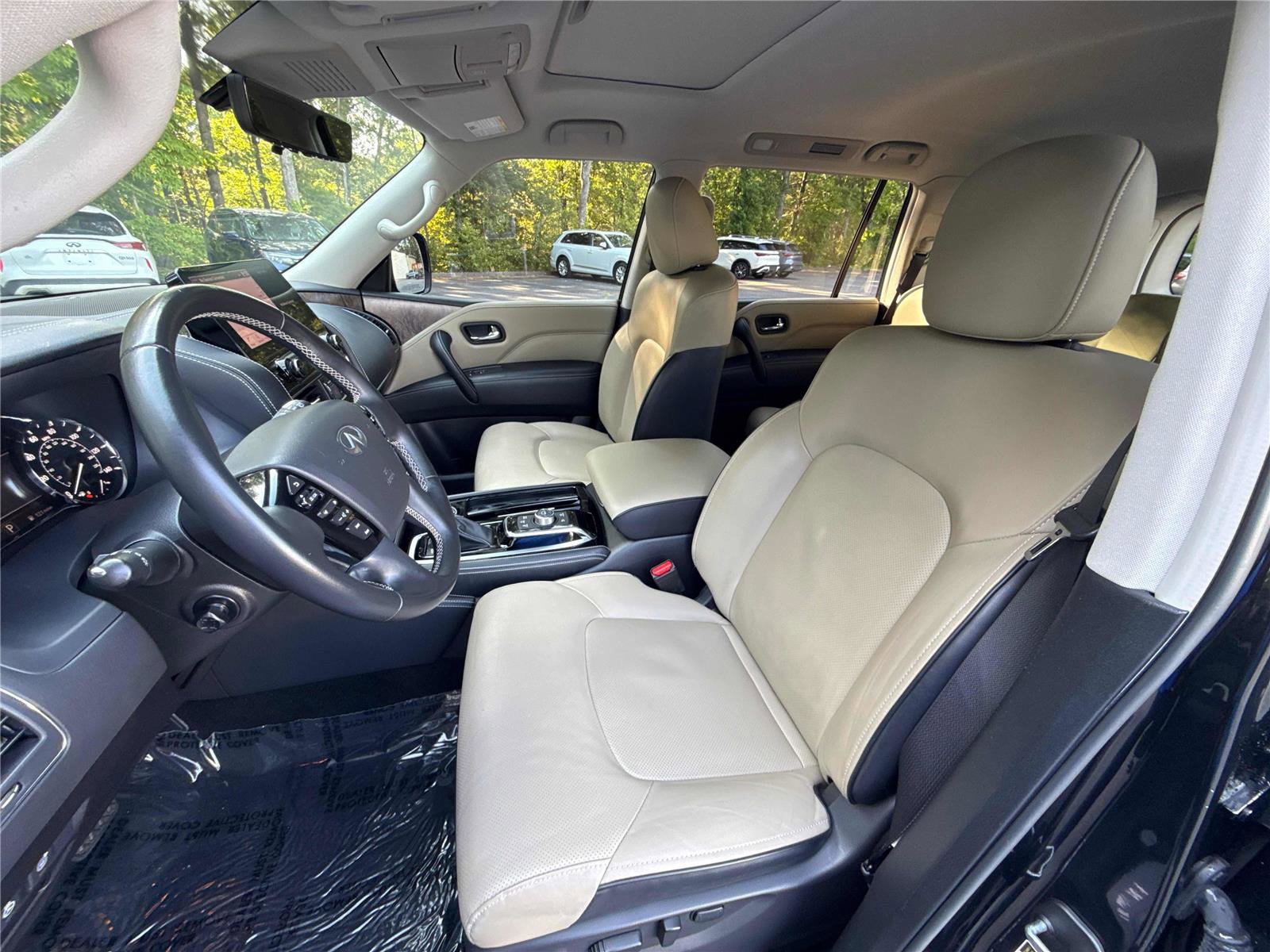Used 2023 INFINITI QX80 Premium Select w/ Cargo Package AWD/4WD image 11