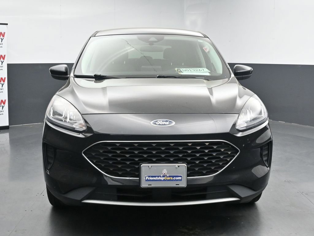 Used 2021 Ford Escape SE image 3