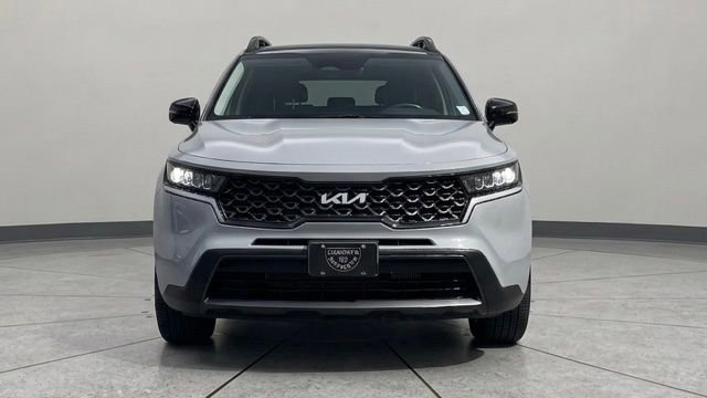 Used 2022 Kia Sorento S w/ Panoramic Sunroof Package image 2