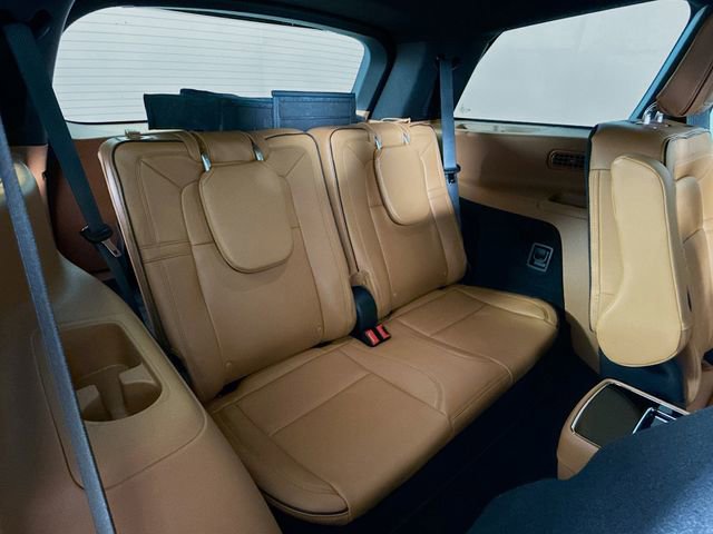 Used 2023 Lincoln Aviator Black Label w/ Dynamic Handling Package image 29