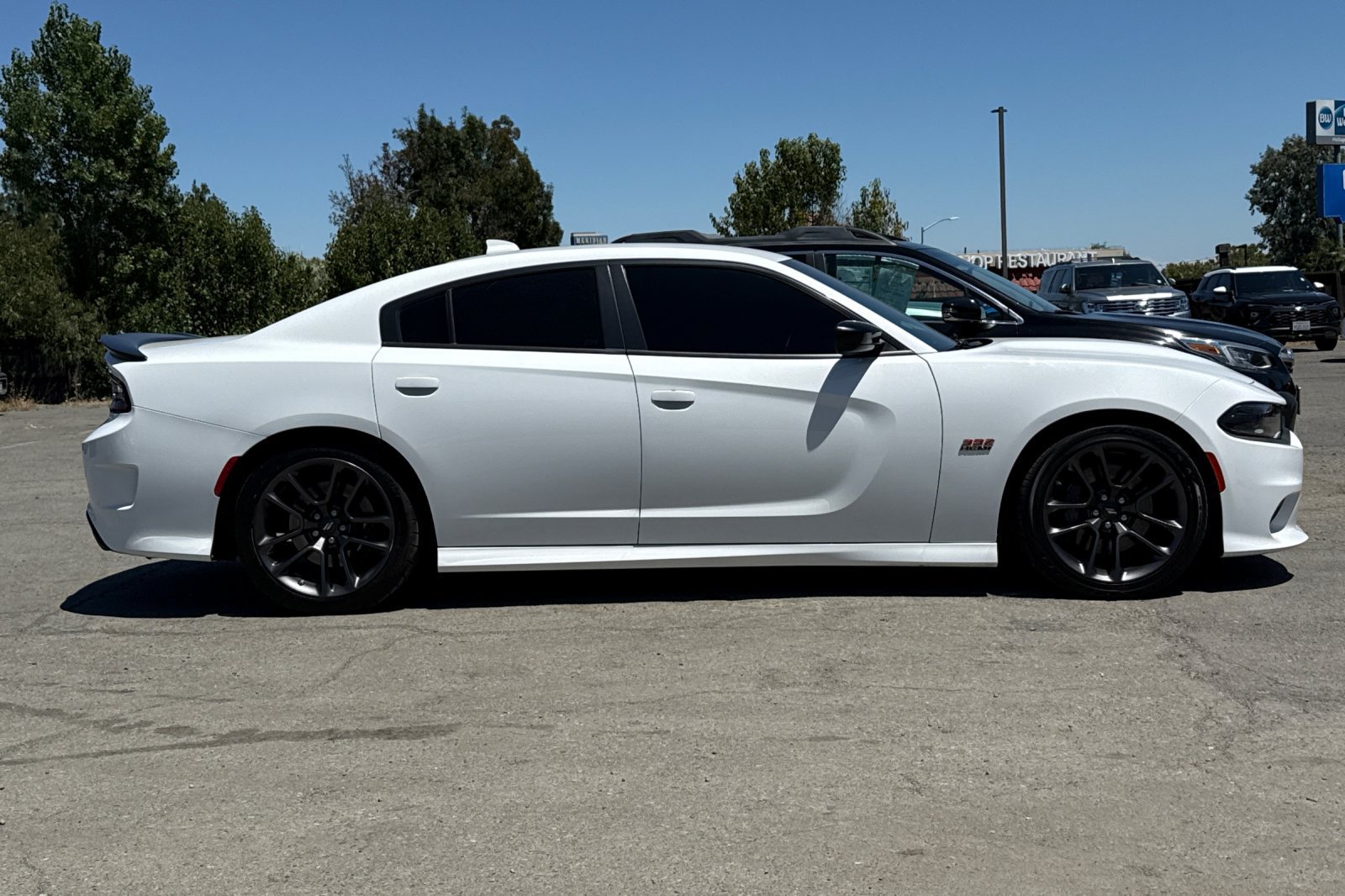Used 2023 Dodge Charger Scat Pack w/ Navigation & Travel Group RWD image 3