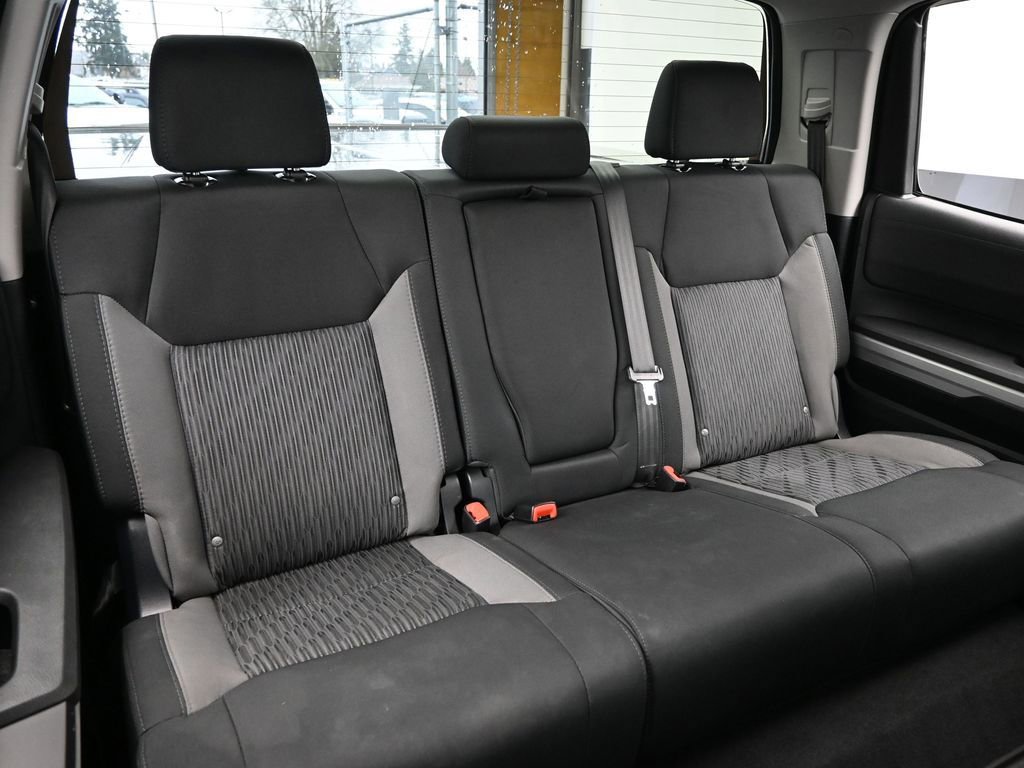 Used 2014 Toyota Tundra SR5 w/ SR5 Upgrade Package image 31