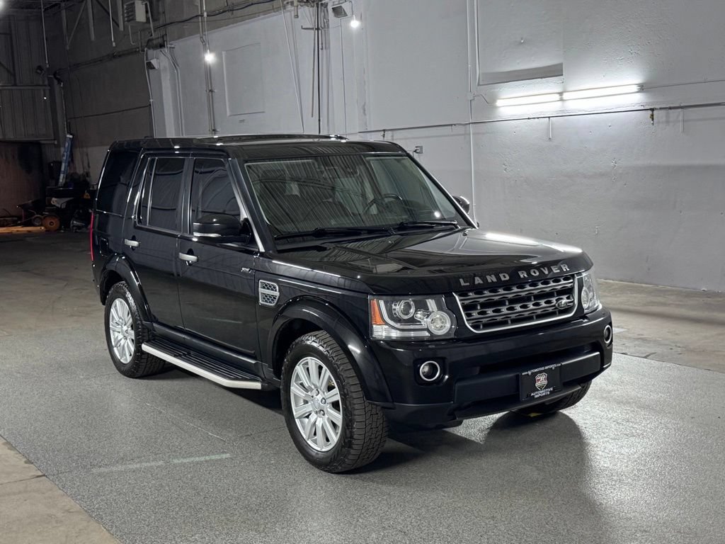 Used 2016 Land Rover LR4 AWD/4WD image 3