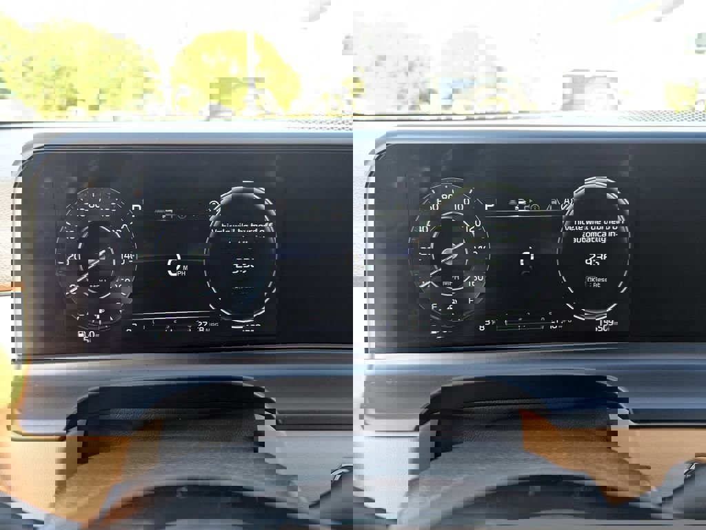 Certified 2024 Kia Seltos EX image 32