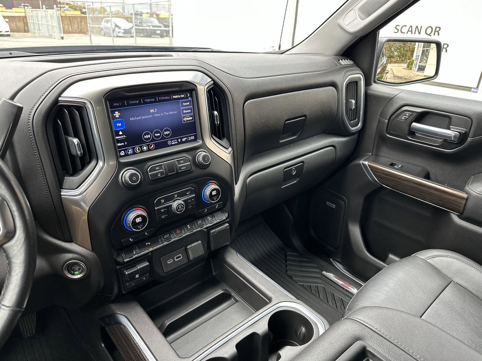 Used 2021 Chevrolet Silverado 1500 LT Trail Boss w/ LT Trail Boss Premium Package image 17