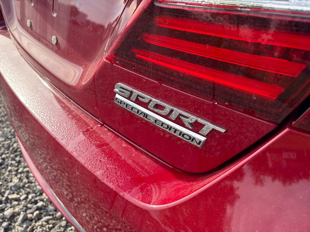 Used 2017 Honda Accord Sport Special Edition image 4