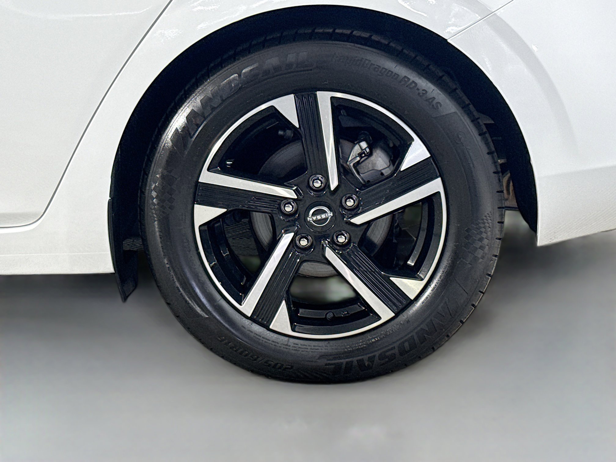 Used 2024 Nissan Sentra SV FWD image 37