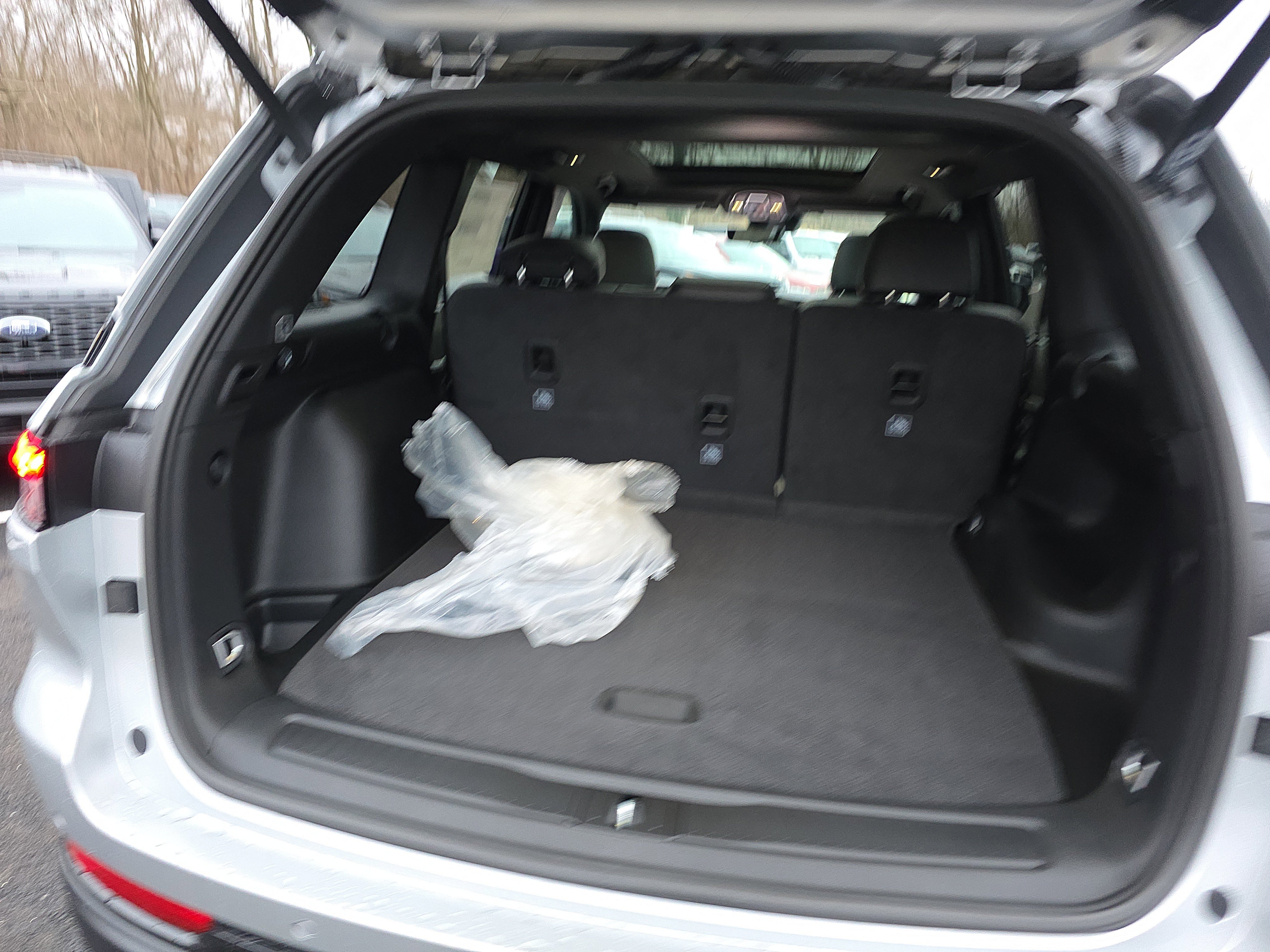 New 2025 Jeep Grand Cherokee Limited w/ Luxury Tech Group II image 37