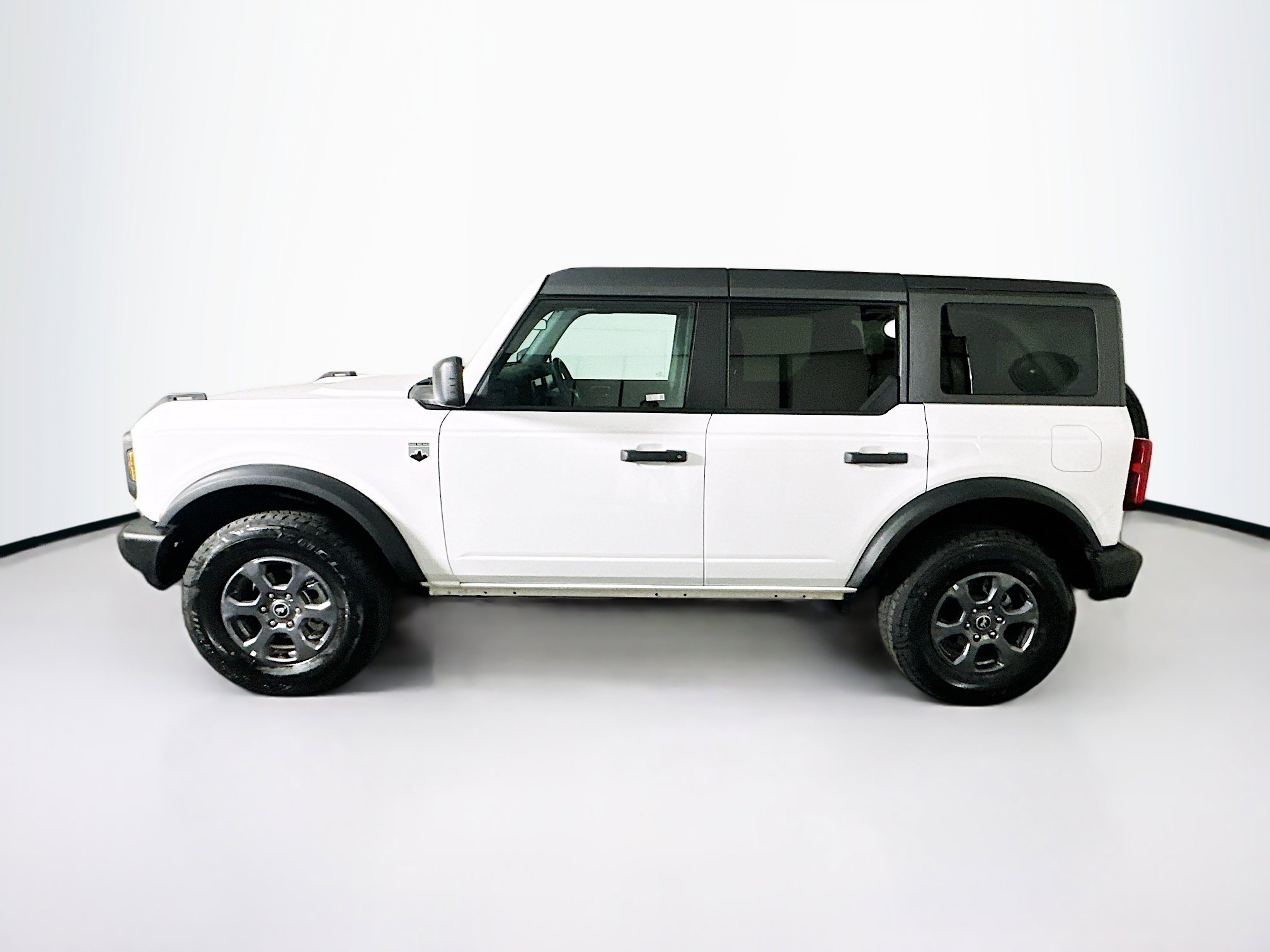 Used 2025 Ford Bronco Big Bend image 4