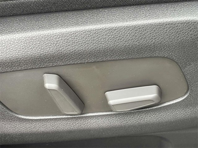 New 2026 Kia Carnival EX image 23