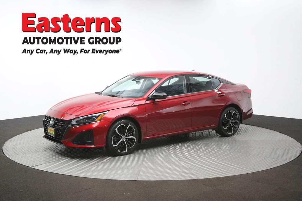 Used 2023 Nissan Altima 2.5 SR AWD/4WD image 55