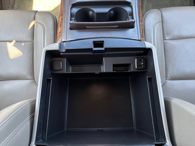 Used 2016 Chevrolet Suburban LTZ AWD/4WD image 37