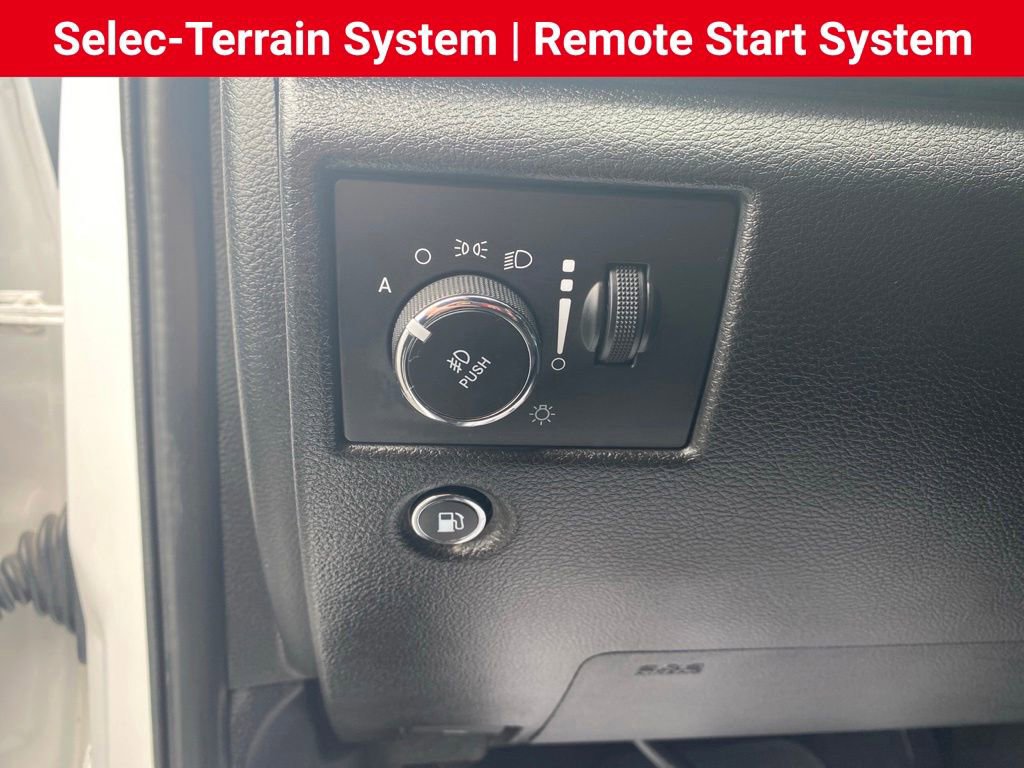 Used 2022 Jeep Grand Cherokee Laredo X AWD/4WD image 13