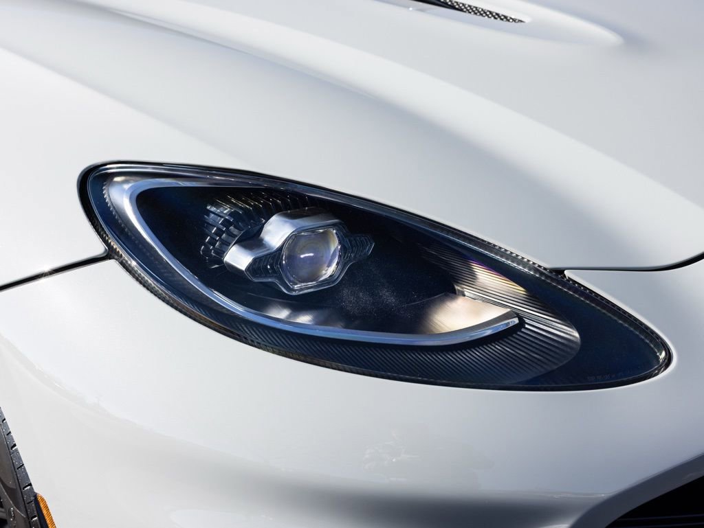 New 2026 Aston Martin DBX 707 image 16