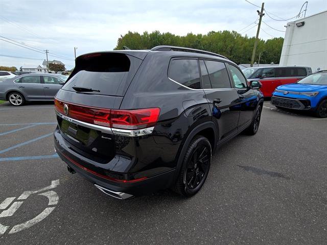 New 2026 Volkswagen Atlas SE image 3