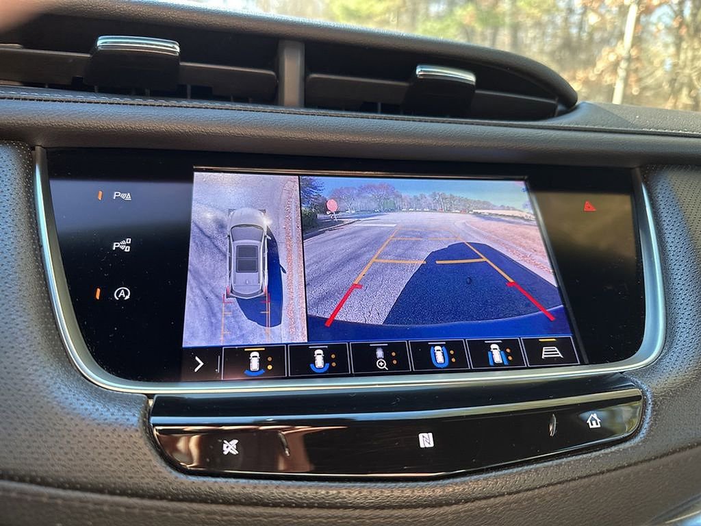 Used 2020 Cadillac XT5 Premium Luxury image 11