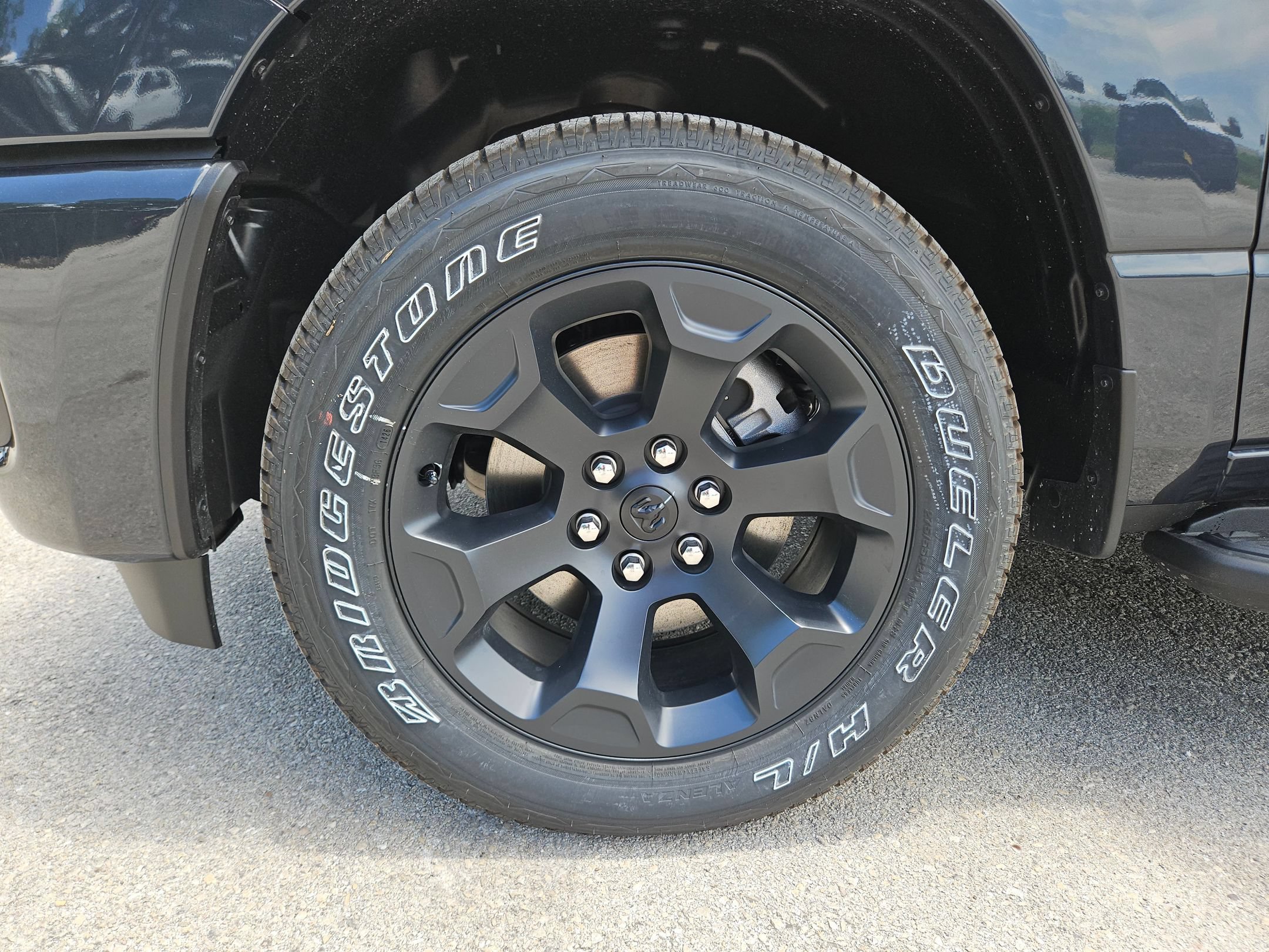 New 2026 RAM 1500 Express AWD/4WD image 20