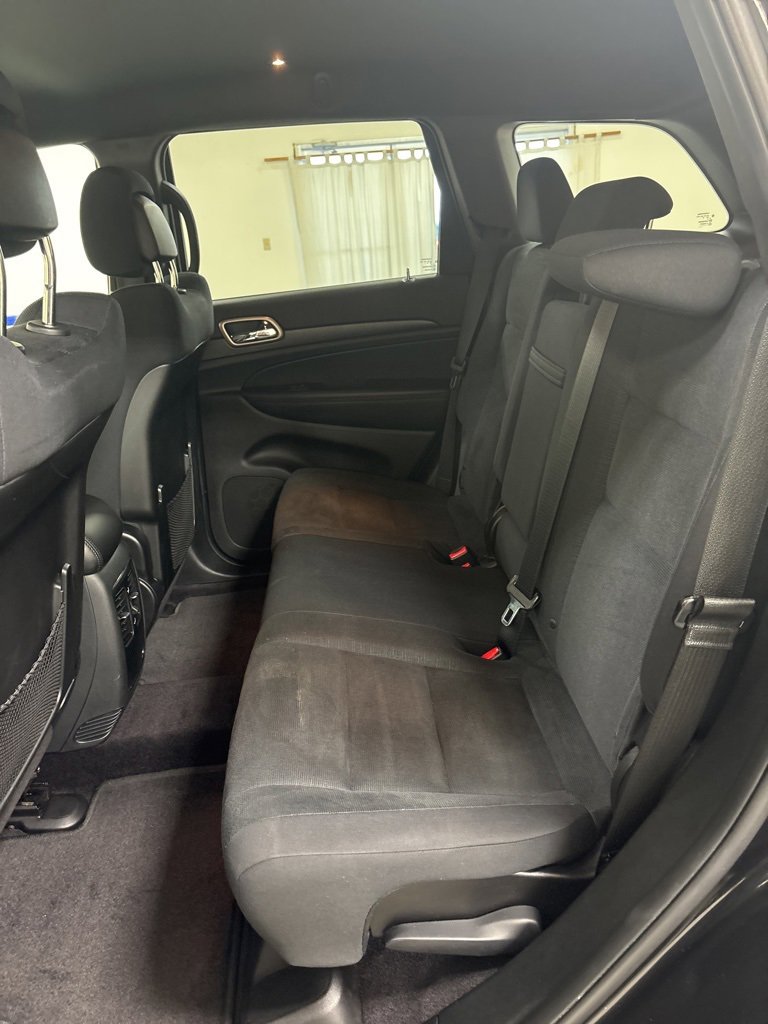 Used 2017 Jeep Grand Cherokee Laredo w/ Quick Order Package 23E image 22