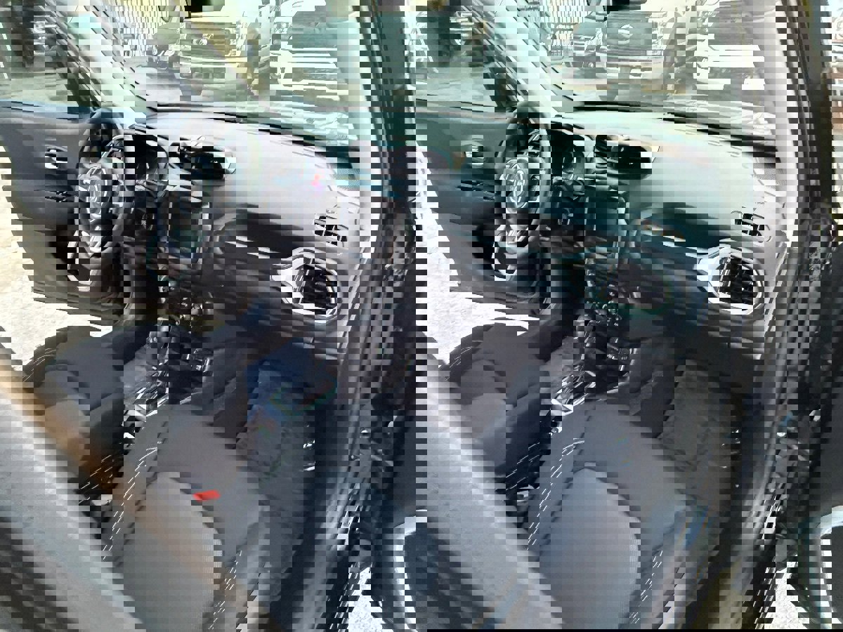 Used 2021 Jeep Renegade Sport FWD image 14