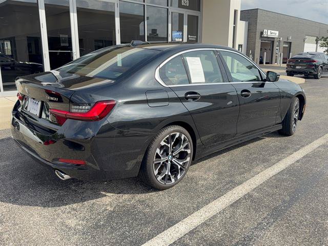 New 2025 BMW 330i xDrive Sedan w/ Convenience Package AWD/4WD image 27