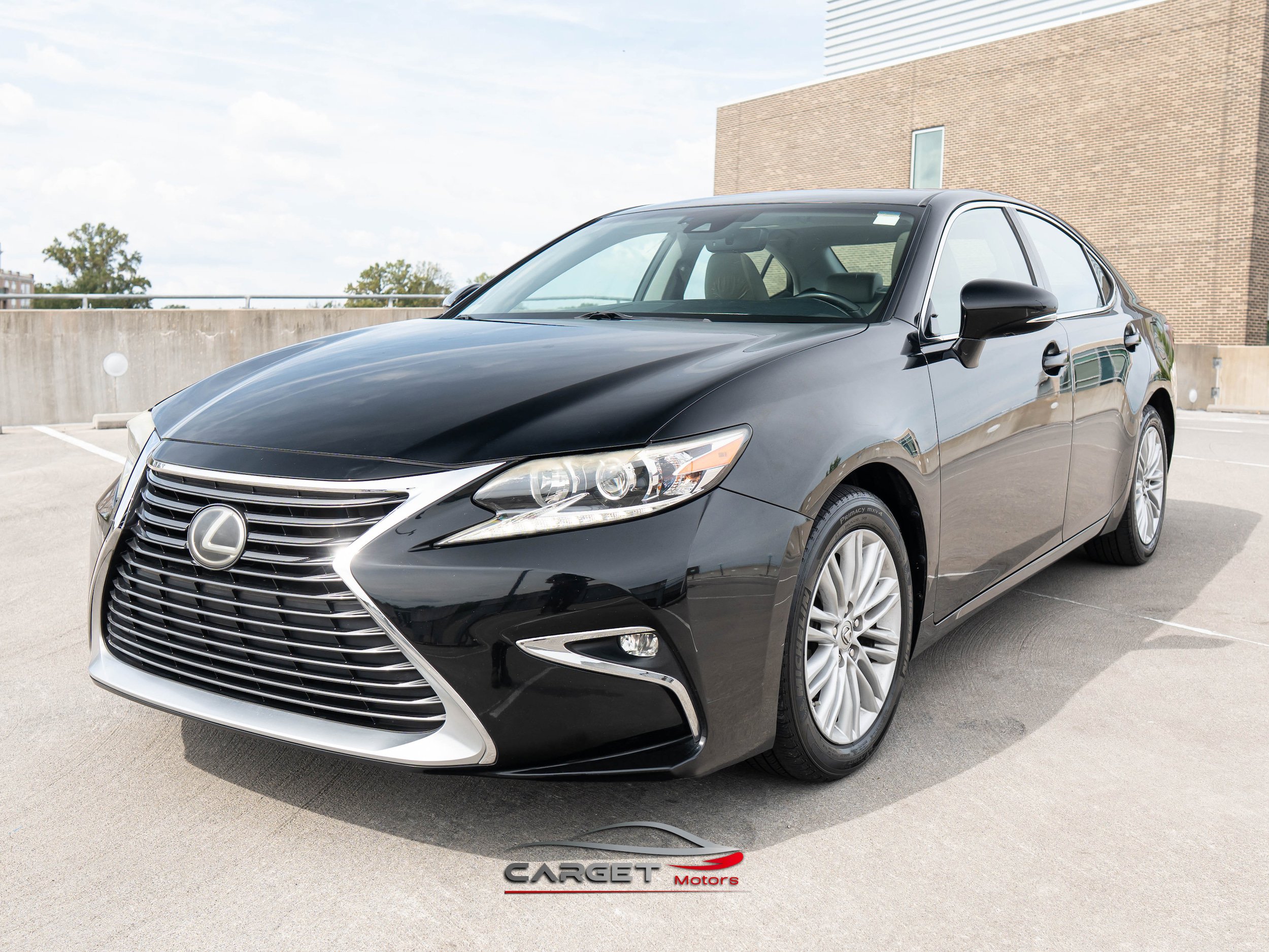 Used 2017 Lexus ES 350 w/ Accessory Package image 3