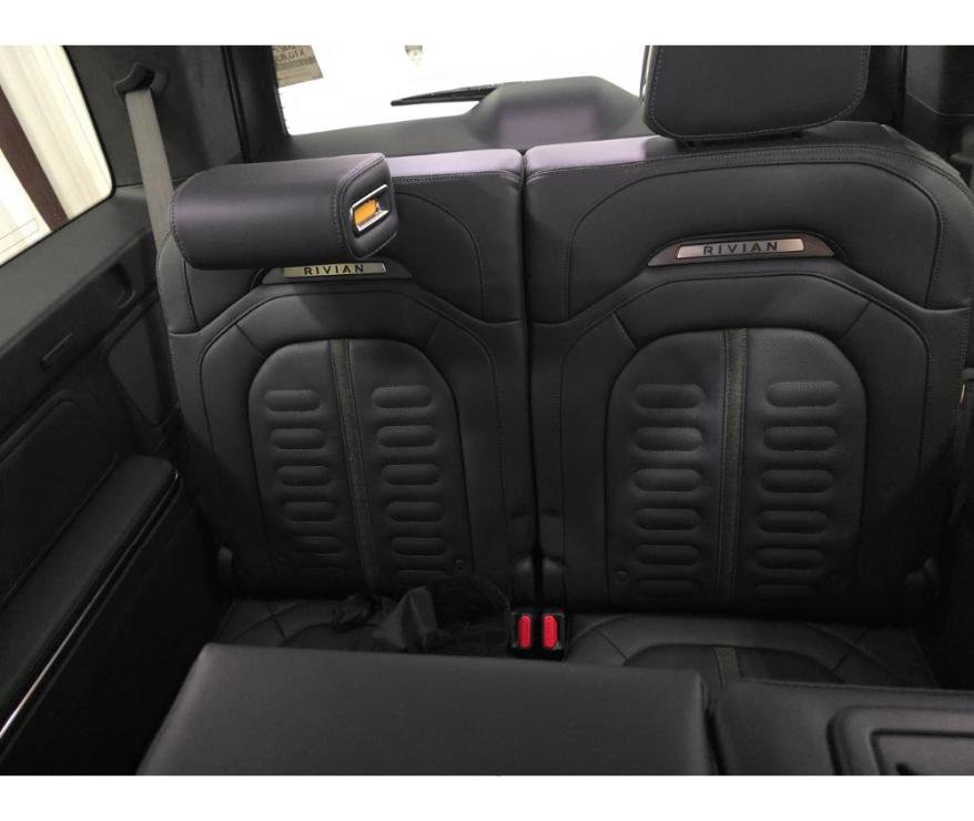 Used 2022 Rivian R1S Launch Edition image 12