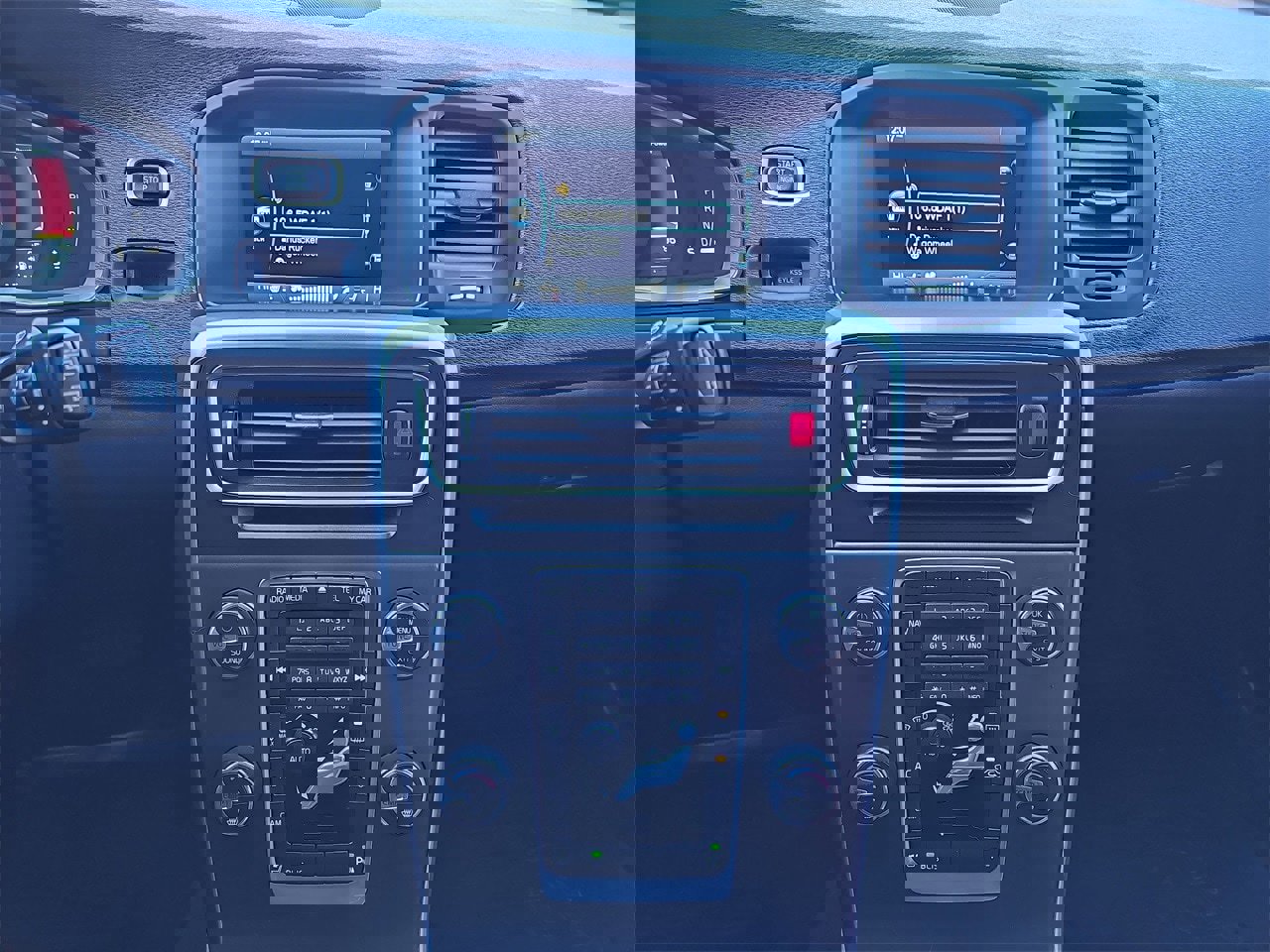 Used 2015 Volvo V60 T5 Platinum image 20