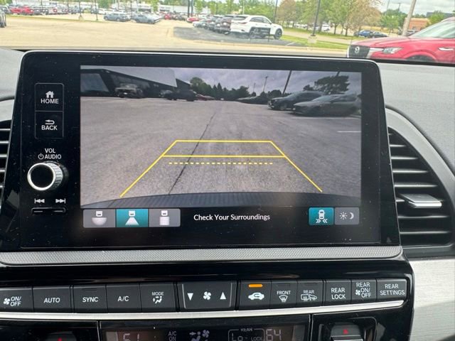 Used 2025 Honda Odyssey Sport-L image 3