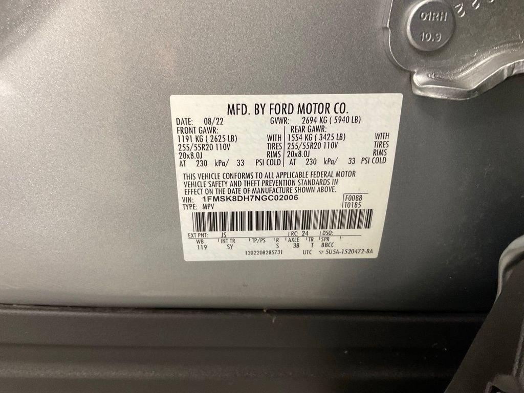 Certified 2022 Ford Explorer XLT w/ Equipment Group 202A AWD/4WD image 29