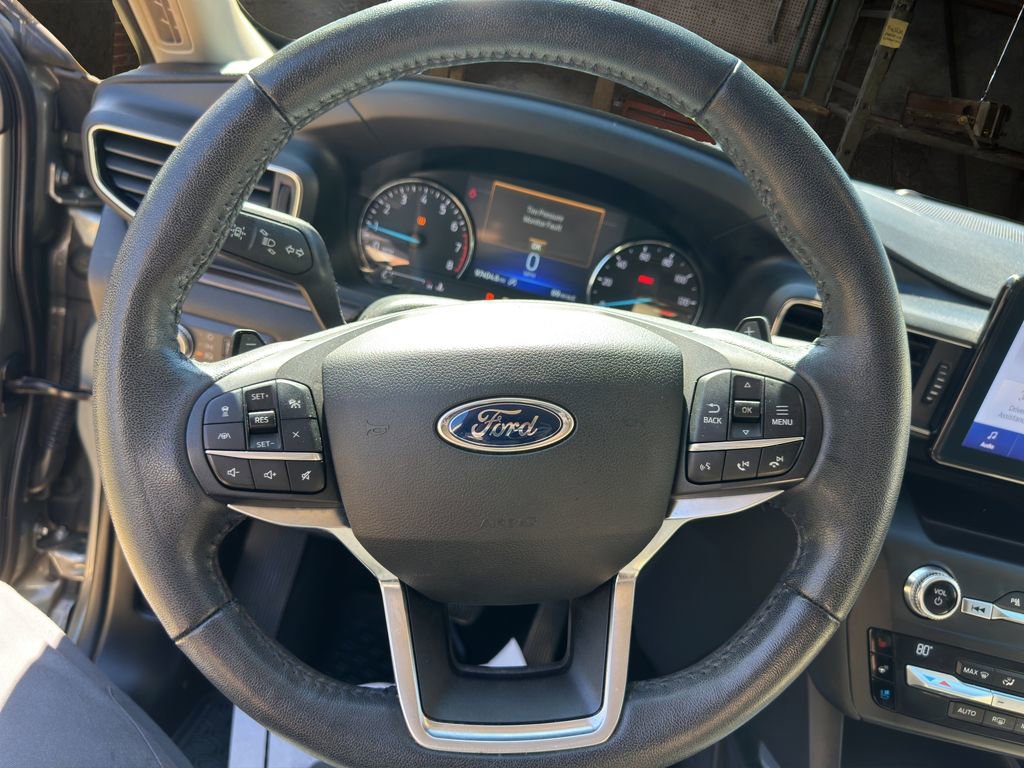 Used 2020 Ford Explorer Limited image 14