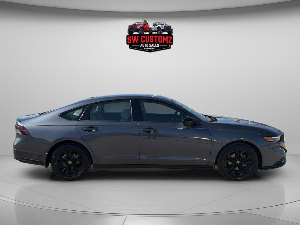 Used 2025 Honda Accord SE image 8