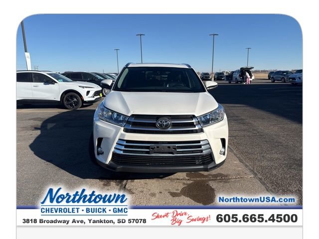 Used 2018 Toyota Highlander Limited image 30