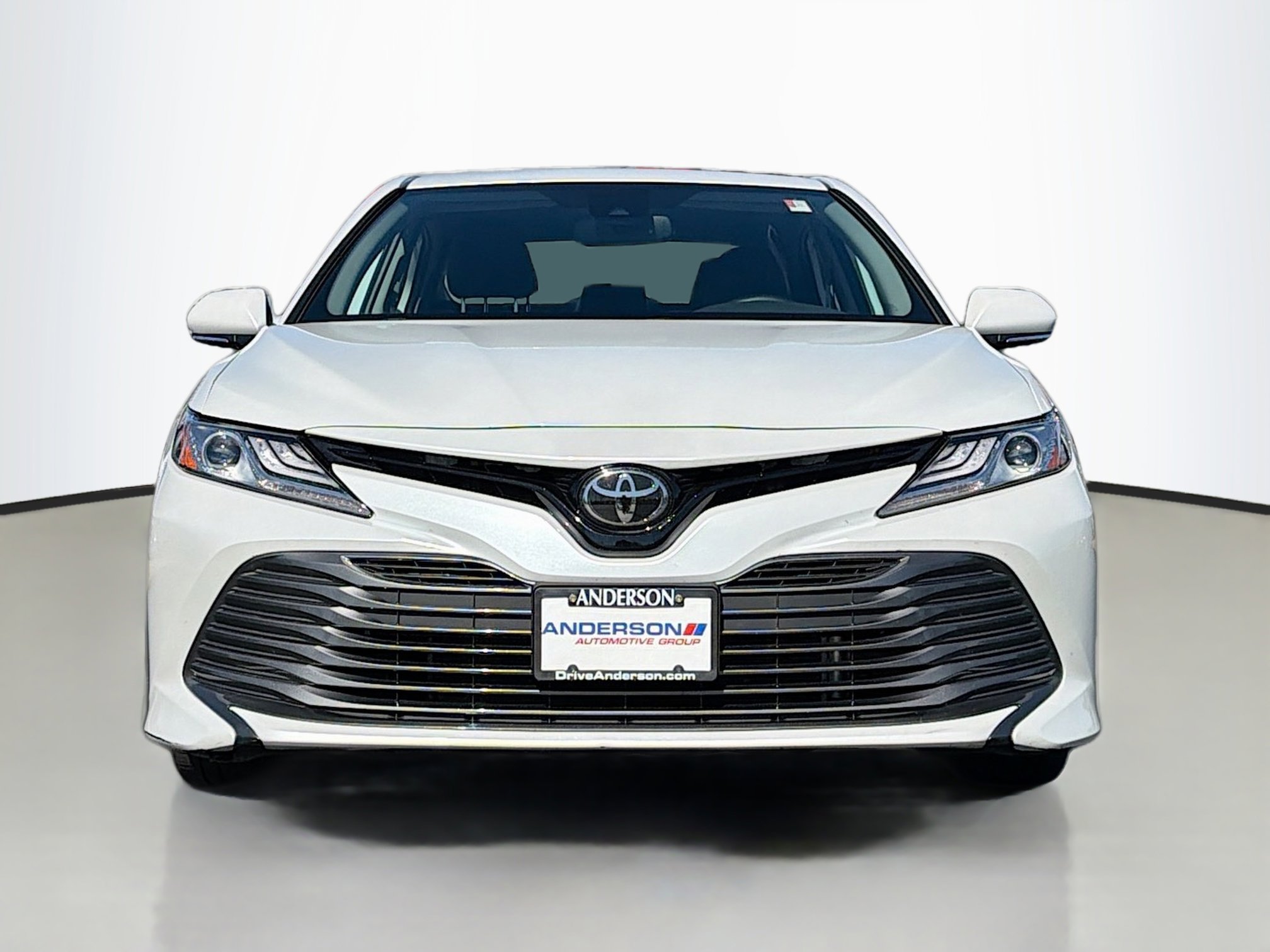 Used 2020 Toyota Camry XLE image 16