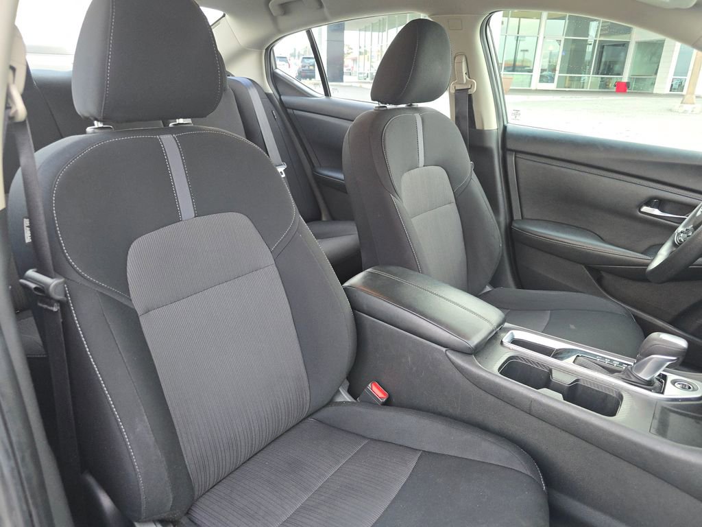 Used 2023 Nissan Sentra SV image 7