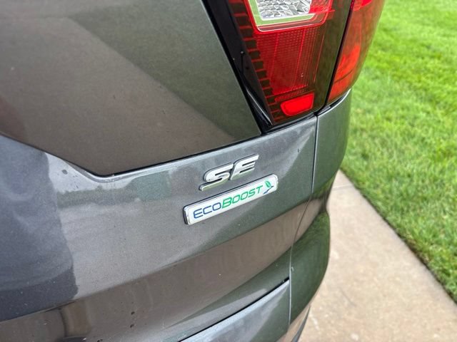 Used 2019 Ford Escape SE FWD image 10
