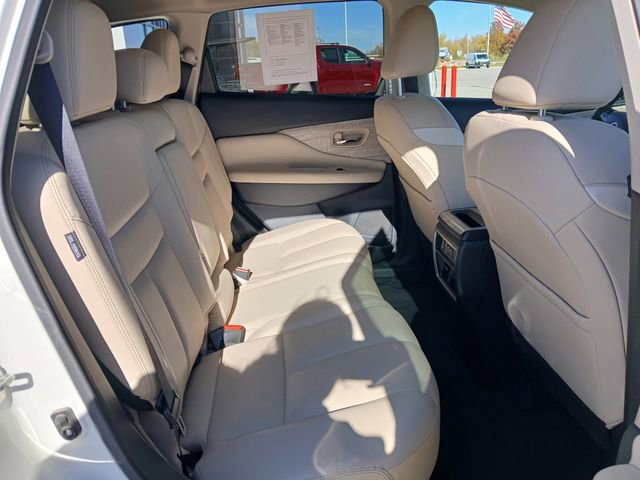 Used 2021 Nissan Murano SL w/ SL Moonroof Package image 17