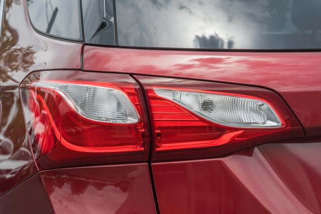 Used 2018 Chevrolet Equinox Premier AWD/4WD image 7