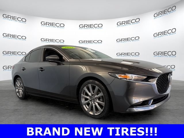 Used 2023 MAZDA MAZDA3 s FWD video 1