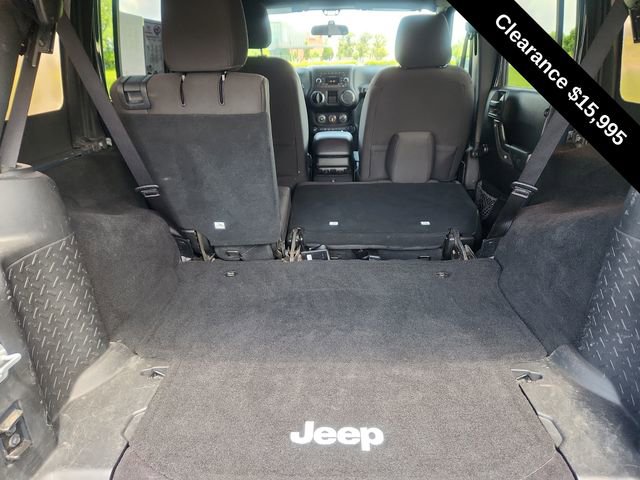 Used 2017 Jeep Wrangler Unlimited Sport w/ Connectivity Group image 29
