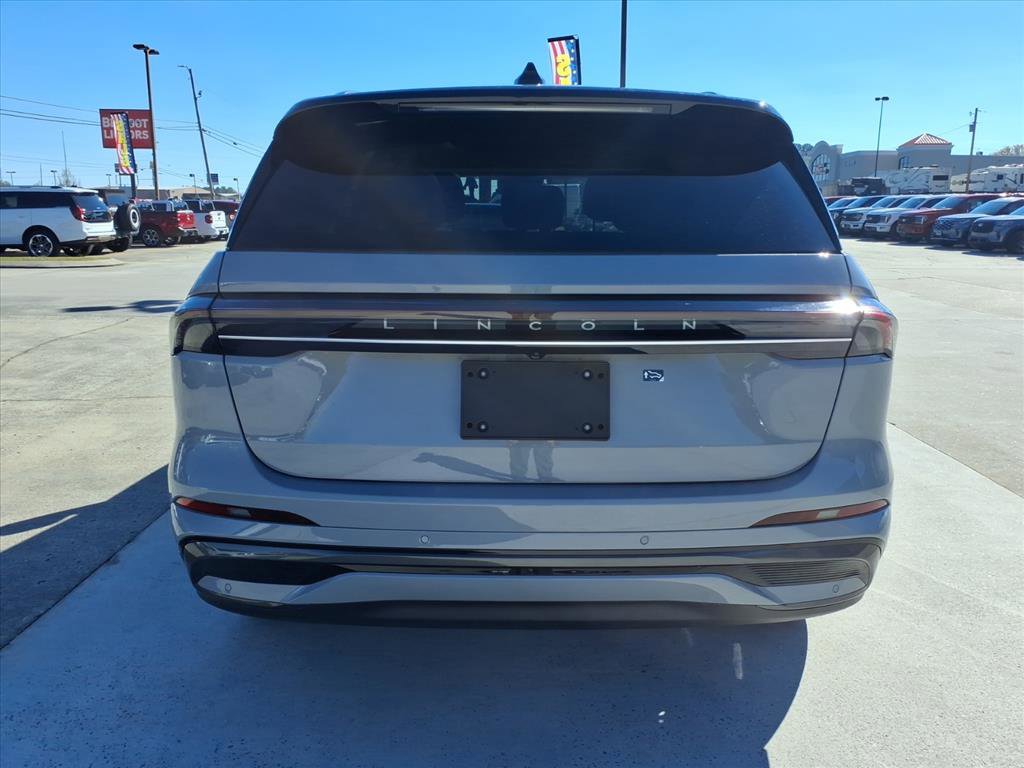 New 2026 Lincoln Nautilus Reserve w/ Jet Appearance Package image 4