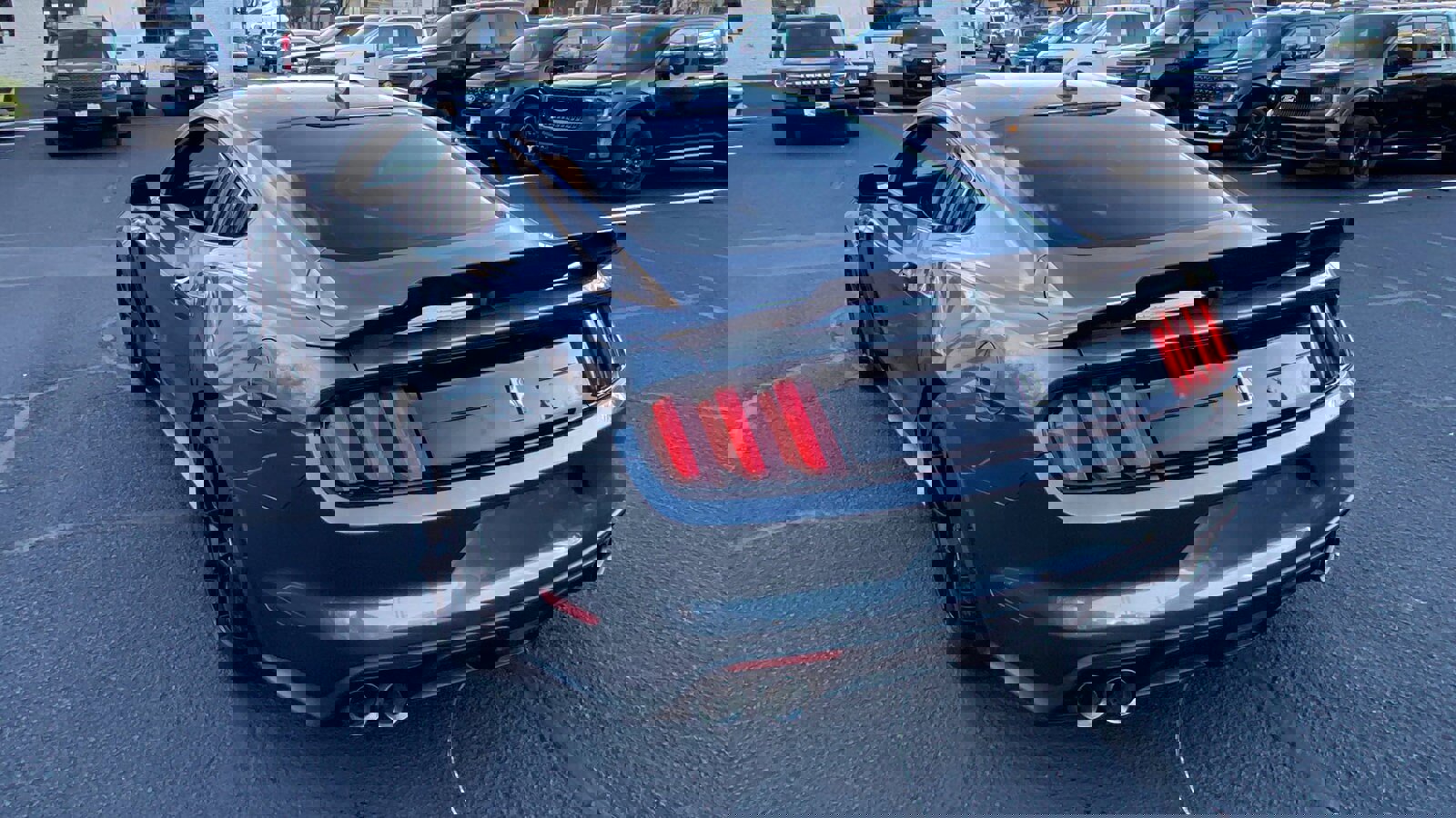 Used 2020 Ford Mustang Shelby GT350 w/ Technology Package image 25