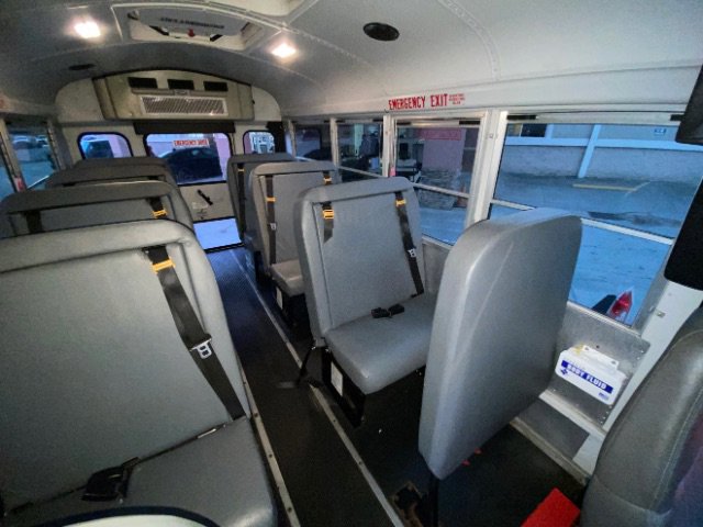 Used 2009 Chevrolet Express 3500 w/ School Bus Package image 15