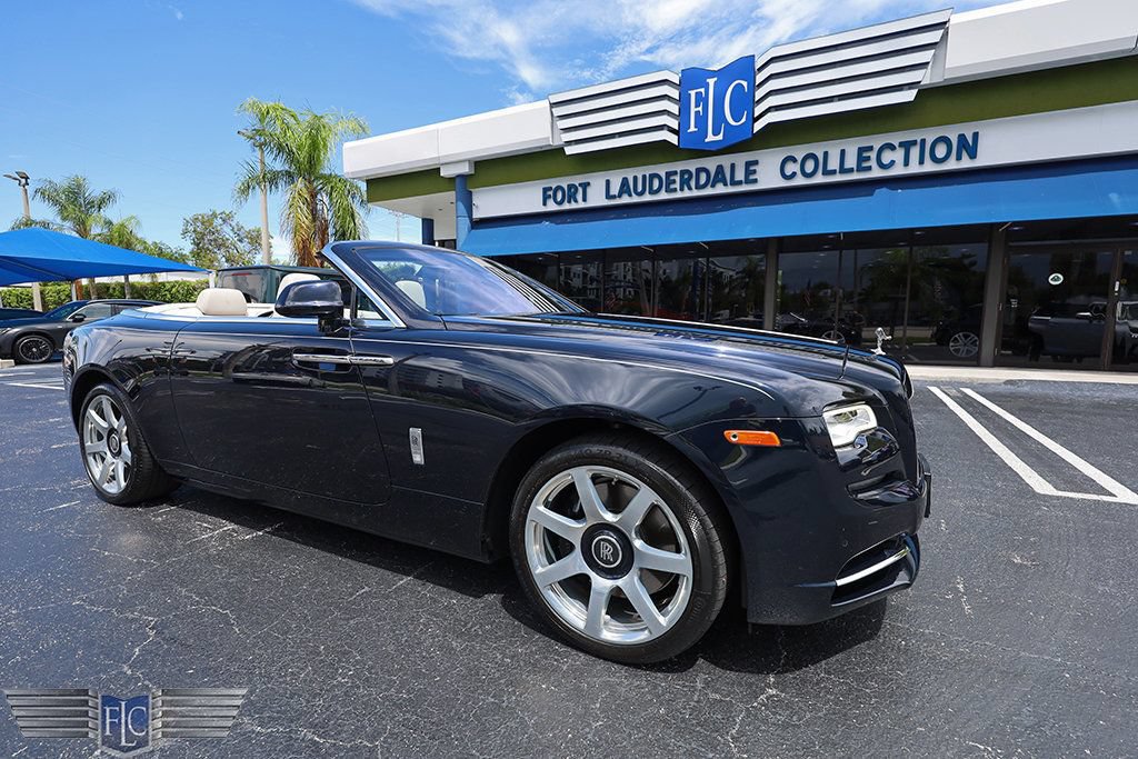 Used 2016 Rolls-Royce Dawn RWD image 12