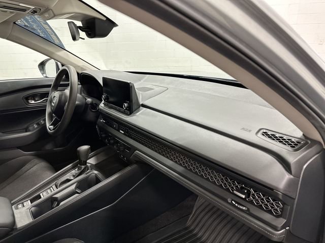 Used 2024 Honda Accord EX image 25