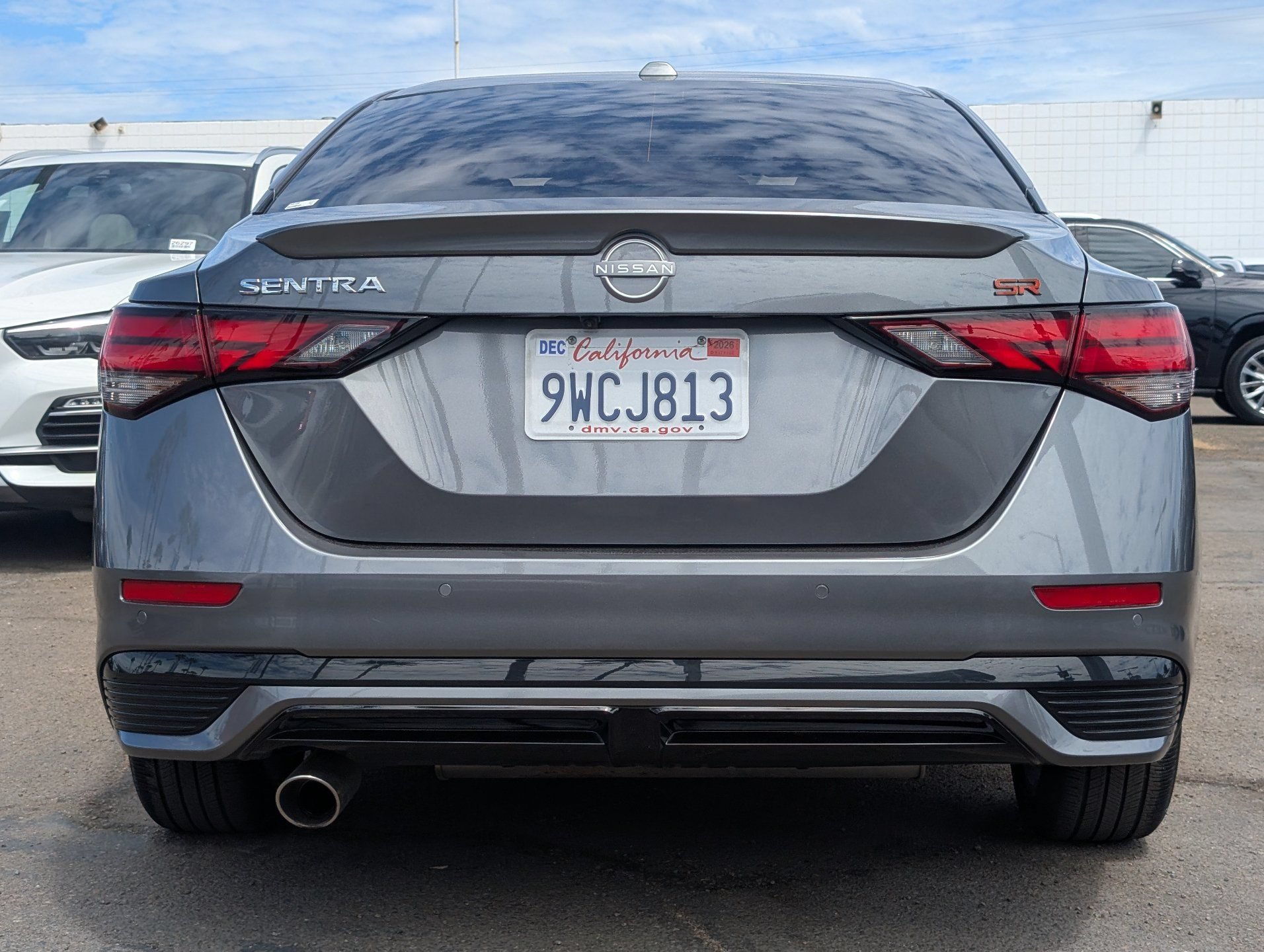 Used 2025 Nissan Sentra SR FWD image 9