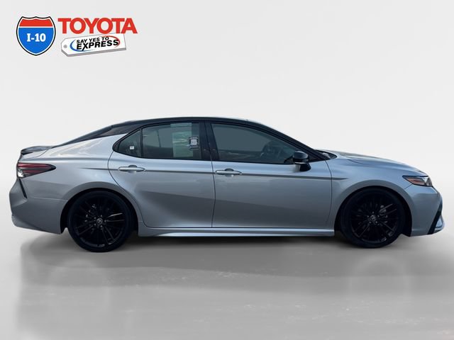 Used 2024 Toyota Camry XSE FWD image 6